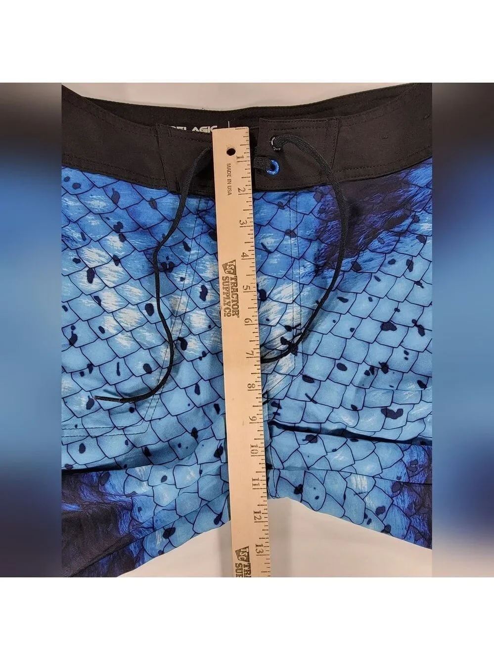 Pelagic Board Shorts Men's 30 Blue Hydro Lite Boardshorts Swim Trunks Fishing